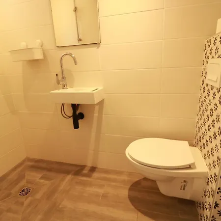 Familial 15 Personnes * Chahaignes